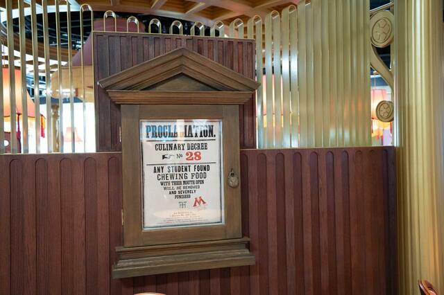 バックロットカフェ|ワーナー ブラザース スタジオツアー東京 メイキング・オブ・ハリー・ポッター