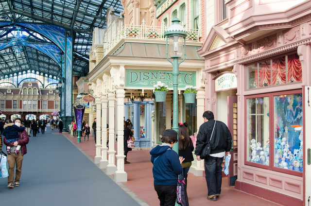 ディズニー&カンパニー|東京ディズニーランド