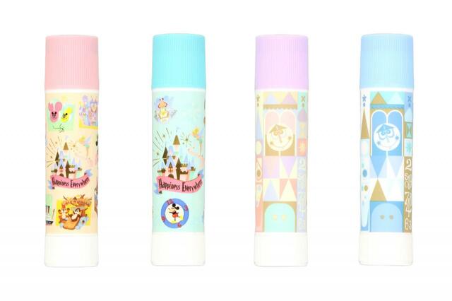 スティックのり〈PIT〉セット 900円｜サイズ：（1個あたり）長さ約9cm｜東京ディズニーリゾート パークをモチーフにしたカラフルなグッズ｜発売日：2023年6月15日（木）｜販売店舗：東京ディズニーランド「ホームストア」、東京ディズニーシー「ヴィラ・ドナルド・ホームショップ」