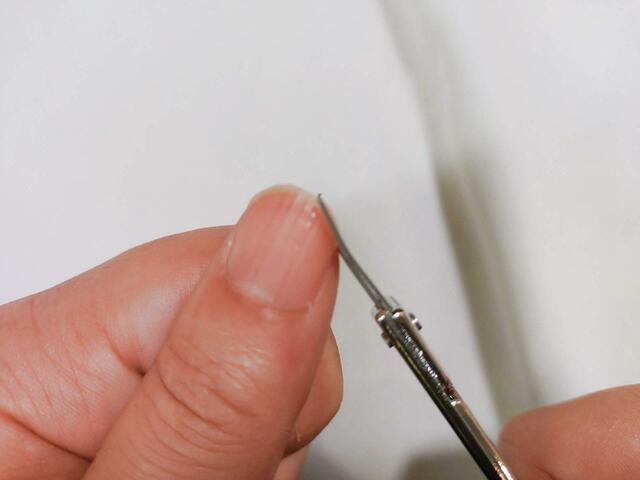 ハサミで爪を整えたい時に便利