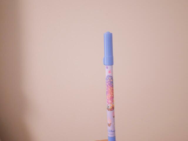 カラーペンセット 2,100円｜「ラプンツェルのランタンフェスティバル」をテーマにしたグッズ｜東京ディズニーシー新テーマポート「ファンタジースプリングス」