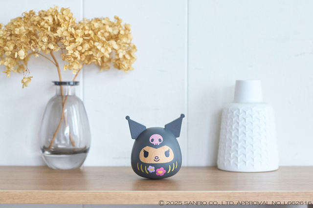 クロミ木製だるま 落ち着いた黒が可愛い