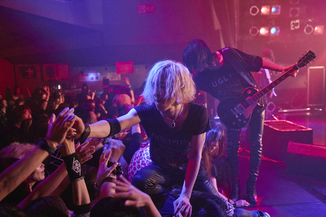 THE BLACK SWAN　儿