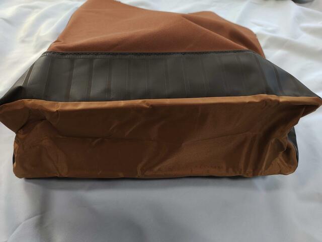 【MonoMax×L.L.Bean】バッグのボトム部も、ブーツと同じデザイン