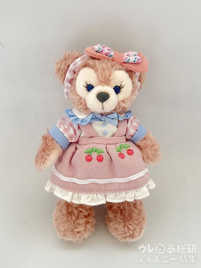 「ダッフィー&フレンズのテイスティ・サマー・サプライズ」ぬいぐるみバッジ