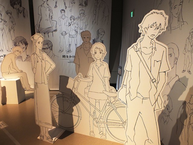 『バケモノの子』展／部屋に並ぶ真琴や千昭のパネルを見ていると、彼らが今にもしゃべり出しそうな感覚さえ覚える 