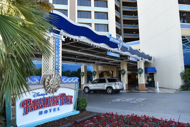 エントランス付近