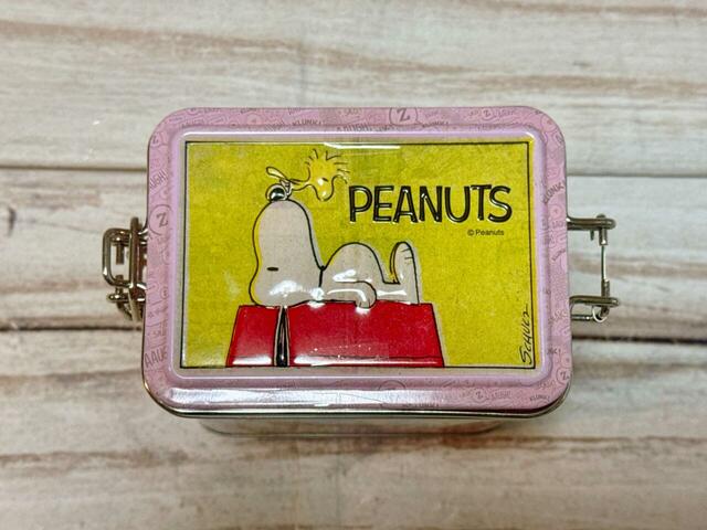 ヴィンテージデザインがおしゃれな缶！