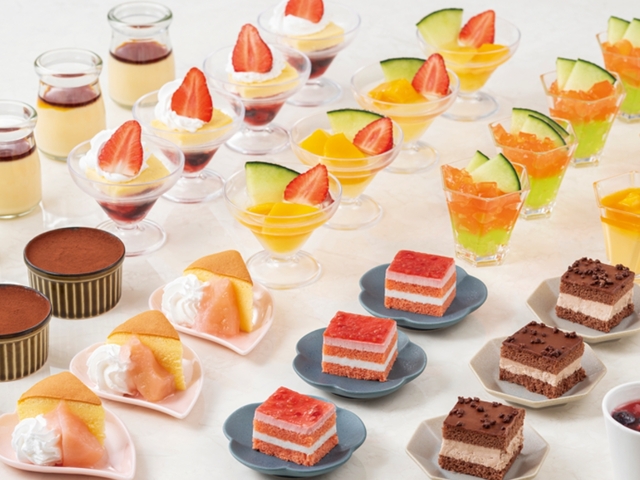 「10種類のプレミアムスイーツ」<期間:2025年9月18日〜>【蒸したての飲茶と充実のスイーツが楽しめる♪平日限定の“時間無制限コース”が「フェスタガーデン 横浜ワールドポーターズ」に新登場!】