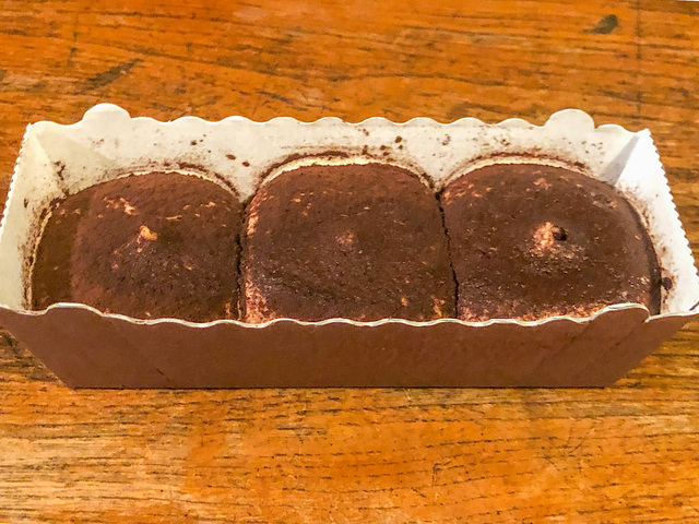 【カルディ　ドルチェエゴ・ティラミス】そのまま食べて良し、お皿に移して食べてよしなカルディのドルチェ