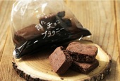 世にもおいしい割れチョコブラウニー