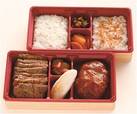 〈牛たん かねざき〉焼き立て牛たんと牛たんハンバーグ弁当