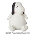 【スヌーピー in 銀座 2025】<スヌーピータウンショップ>Yogibo Hugger SNOOPY PEANUTS 75th Anniversary Edition 69,300円/WEB販売のみ。受注販売です。