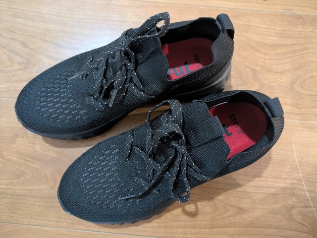 【ワークマン アスレシューズ ハイバウンス】ベロがアッパーと一体になっているつくりです◎