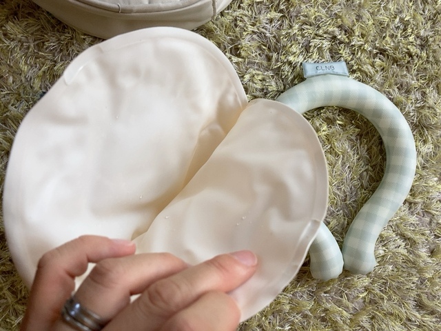 【3COINS クールネックバンド用保冷剤】クールネックバンドを挟める円形の保冷剤