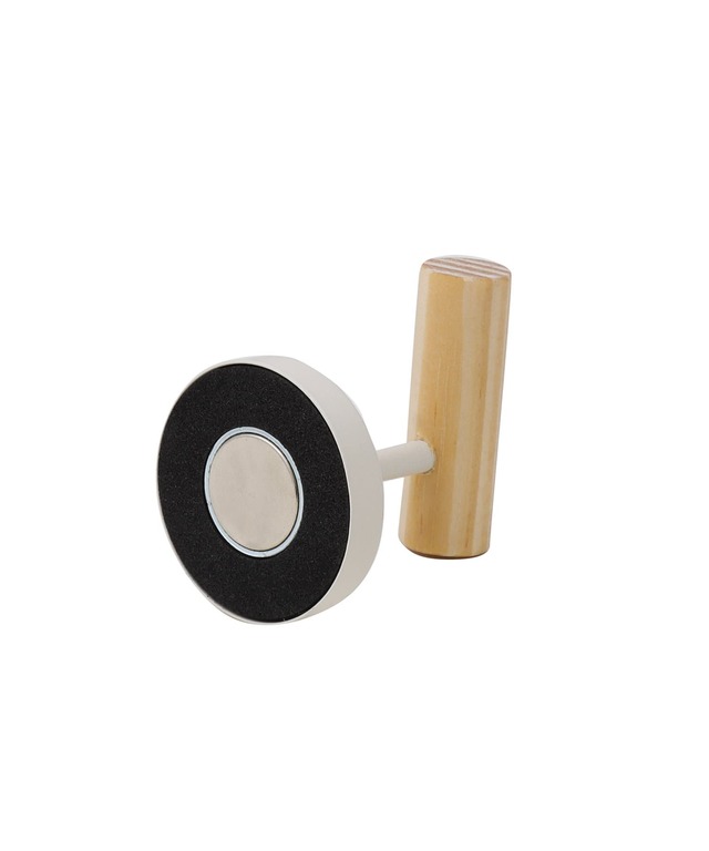 【3COINSのインテリアグッズ売れ筋ランキング 2位】「磁石付きインテリアフック」330円（税込）