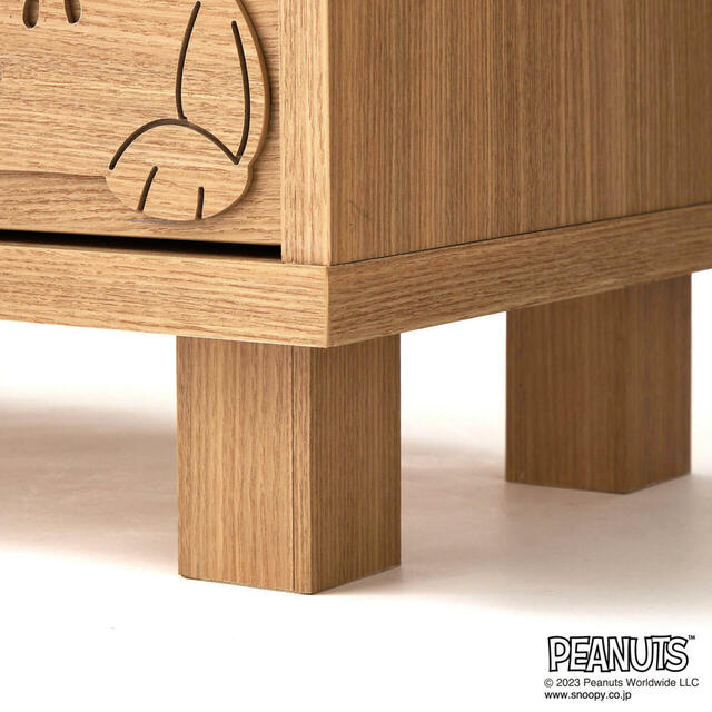 【ベルメゾン】ダブル棚板オープンキャビネット「スヌーピー」|¥32,800 (税込) © 2024 Peanuts Worldwide LLC