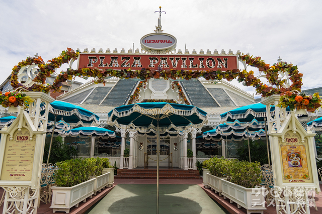 東京ディズニーランド「プラザパビリオン・レストラン」