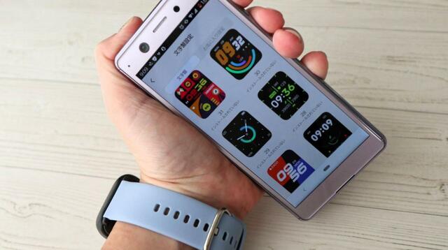 【3COINS デバイスバンドplus】文字盤デザインは既存デザインから選べるだけでなく、好きな画像を設定可能!