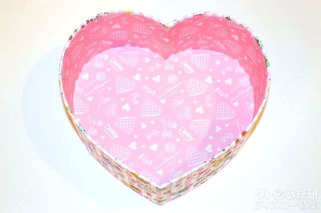 「ダッフィー&フレンズのハートウォーミング・デイズ」ワッフル（プレーン）の箱（内側）