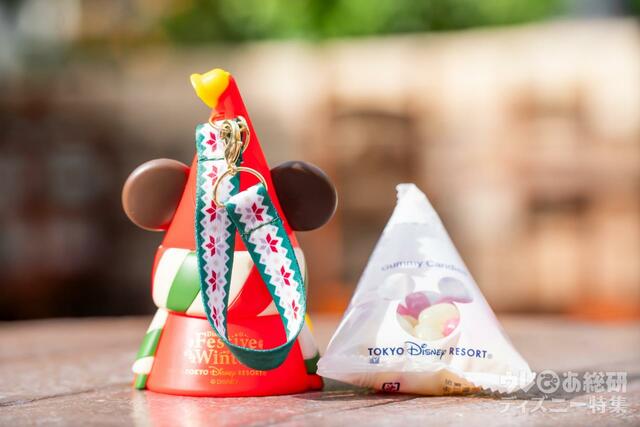 グミキャンディー、ミニスナックケース付き 1200円