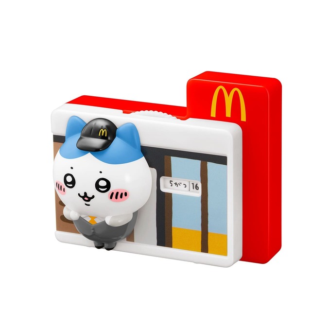 【ハッピーセット「ちいかわ」第1弾：ハチワレのマクドナルドカレンダー】背面のツマミで月を、上のダイヤルで日にちを変更することができます◎