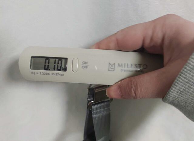 素材はポリエステル・POMで、重さは0.10㎏