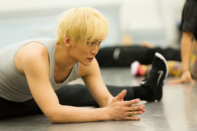 ストレッチもかかさない。-丘山晴己