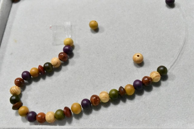 欲張っていろんな色を入れる