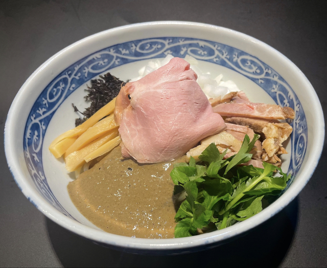 〈寿製麺 よしかわ〉