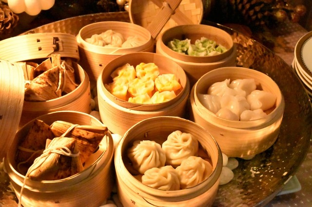 横浜会場は飲茶も！