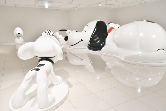 ライナスの毛布の上ですやすや眠るスヌーピー