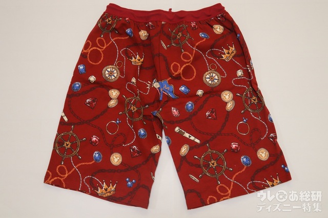 ハーフパンツ 2400円