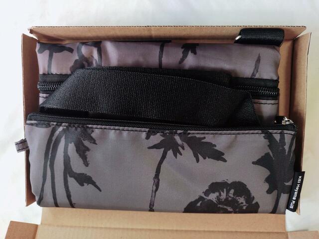 綺麗に梱包されている