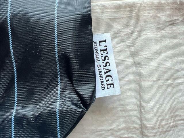 ロゴタグはリバーシブル仕様