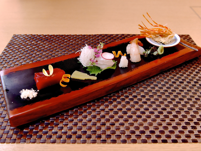 「花 Hana」ゆうがお オリジナルピン付き｜｜ディズニーアンバサダーホテル 2016年「アナとエルサのフローズンファンタジー」