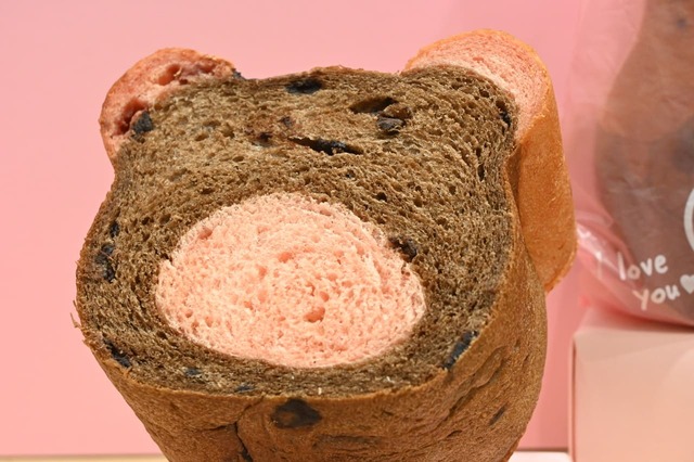 「くまくま食パン loves ハートフルベアー」
