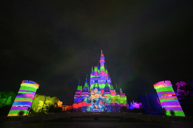 東京ディズニーランド「Reach for the Stars」