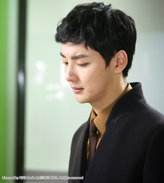 『総理と私』 Licensed by KBS Media Ltd. ©2013 KBS. All rights reserved