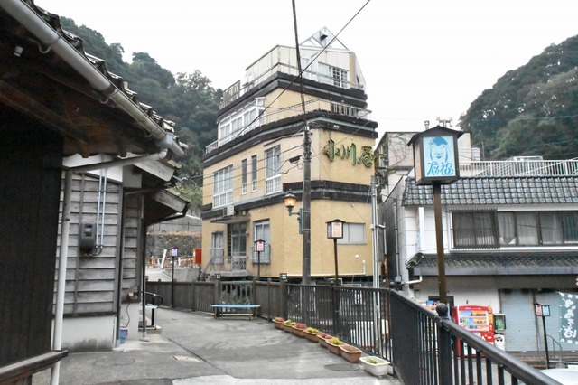 レトロで郷愁漂う温泉場