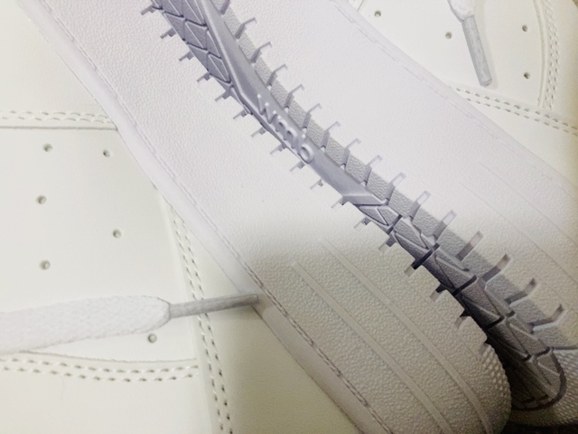 【ワークマン コートシューズ】シンプルなので合わせる服を選びません