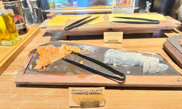 【BUNDOZA】お酒のお供になりそうなフィッシュメニューもあります