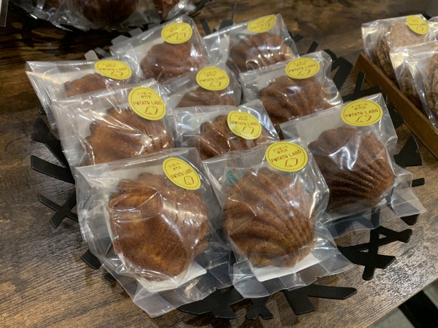 焼き芋マドレーヌ