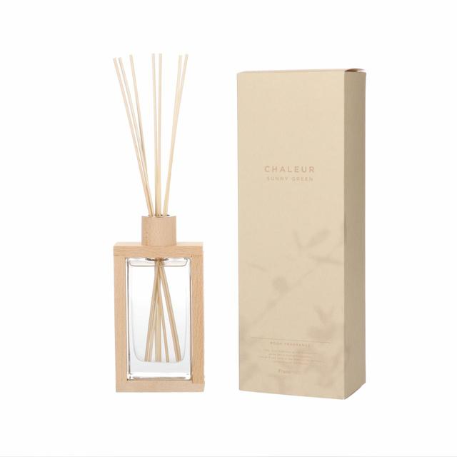 シャルー ルームフレグランス　ウッド ナチュラル（サニーグリーン/ホワイトリリーの 香り）￥3,800