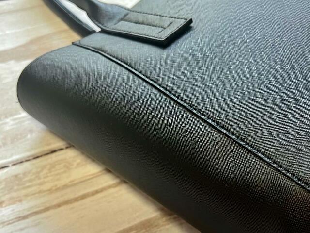 【ファッションセンターしまむら】高級感のある合成皮革生地