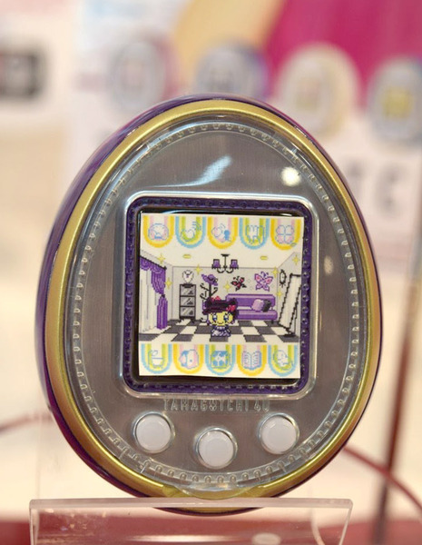【女の子向け玩具部門】1位 TAMAGOTCHI 4U／バンダイ　＜続いて、知育・幼児玩具部門＞
