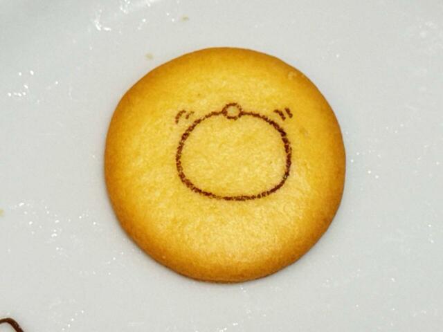 イチオシはこちら。出汁(だし)イベント編で豆大福になりきるちいかわの後ろ姿です♪